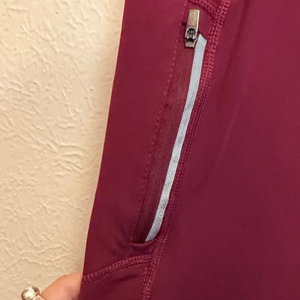 🏃‍♀️🏃‍♀️🏃‍♀️3 for 12$🏃‍♀️🏃‍♀️🏃‍♀️Members Mark Burgundy Athletic Leggings -XL